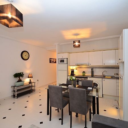 Bergantin Apartment Torrevieja Zewnętrze zdjęcie